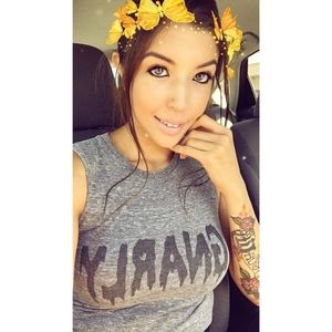 Meet your Posher, Lilly